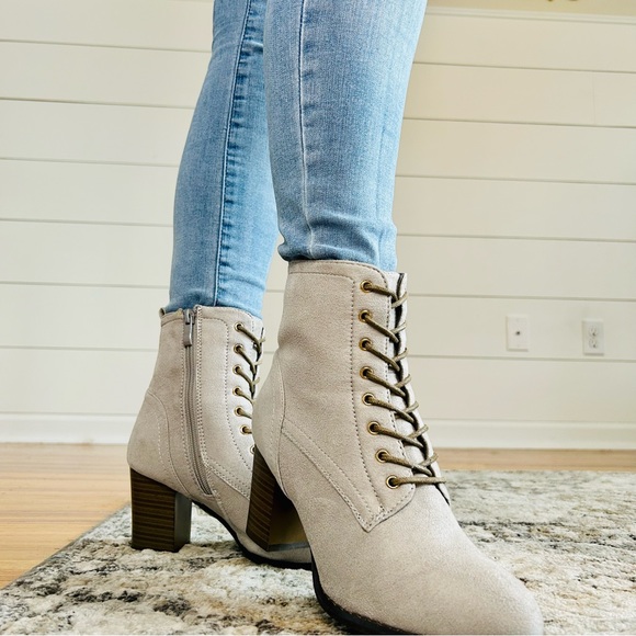 *SOLD* Baylor Lace-Up Grey Booties - Picture 2 of 15